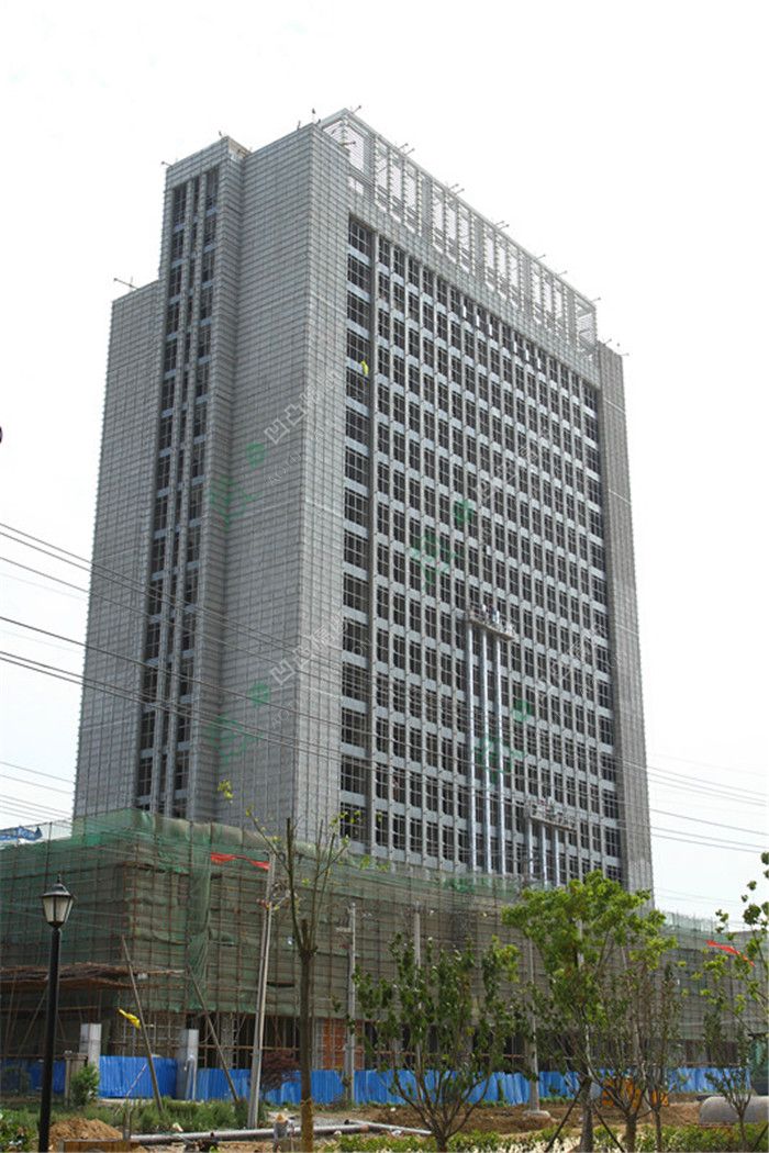 高端玻璃隔斷廠家_安慶玻璃隔斷_安徽凹凸隔斷[承接]依立騰辦公樓玻璃隔斷工程